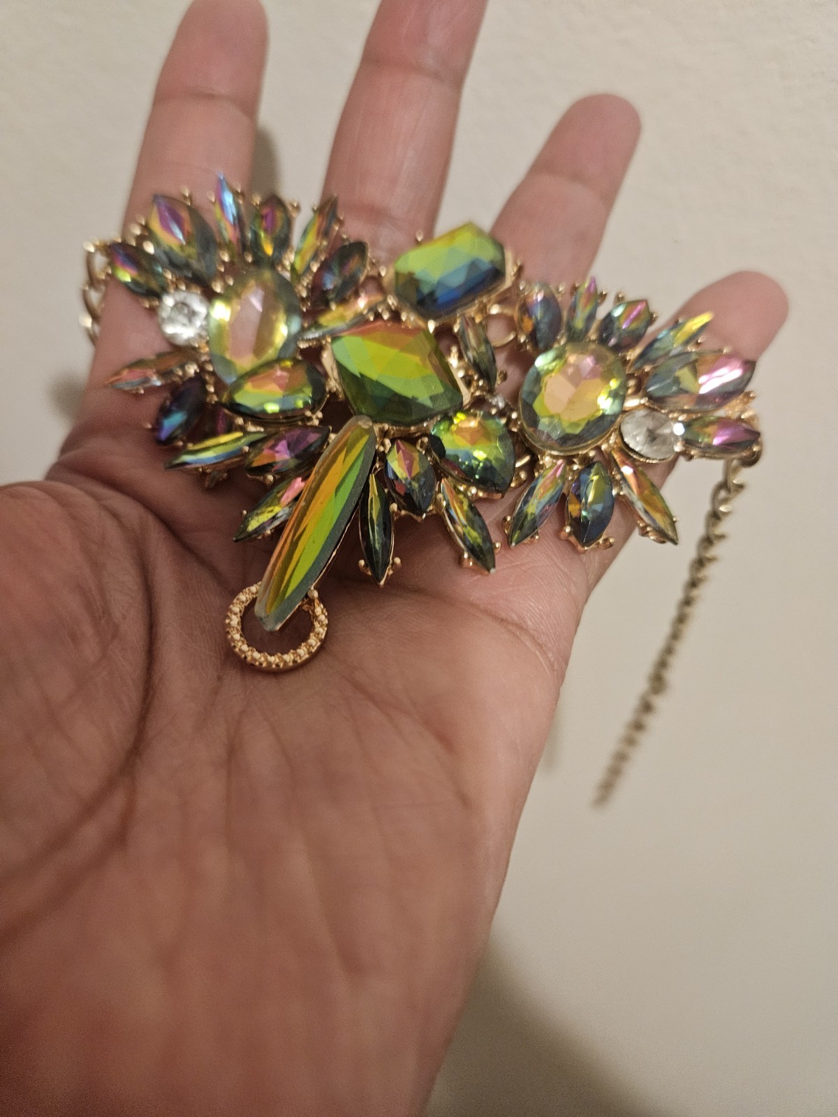 Beautiful Elegant Statement Anklet Iridescent Gol… - image 1