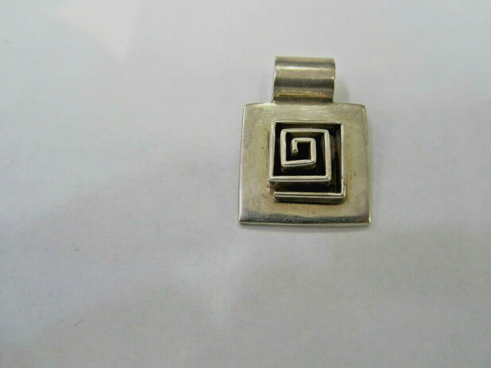 Vintage Sterling Silver 925 Ladies Maze Pendant - image 1