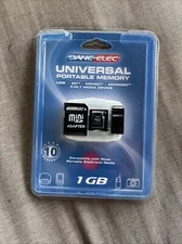 Dane-Elec universal portable memory 4- in-1 media device 1GB New 220
