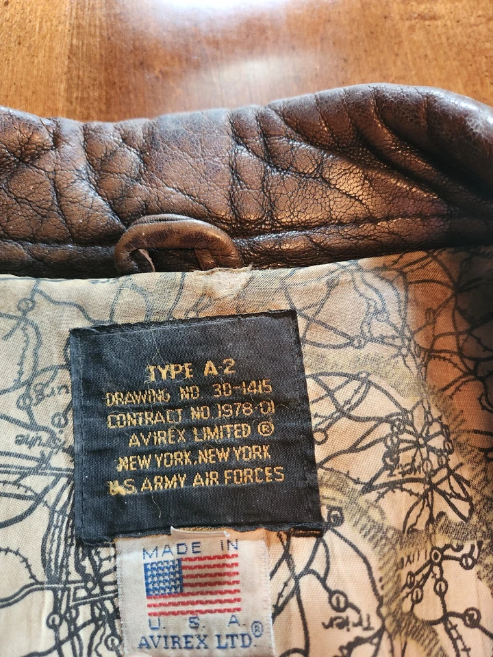 Chaqueta de Vuelo de Cuero Avirex Tipo A-2 De Colección Grande Ejército de los Estados Unidos Fuerza Aérea ANGUSTIADA Foto 2 de 4