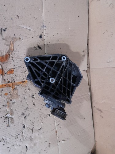 Audi A4 B5 1,6 AHL Motor Halter Klimakompressor 06B260885A