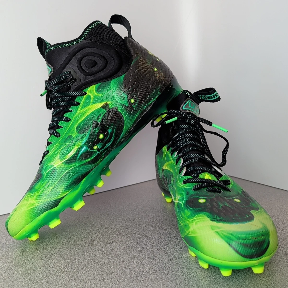 Under armour Medium Width (D, M) Green Football Shoes  display picture 2