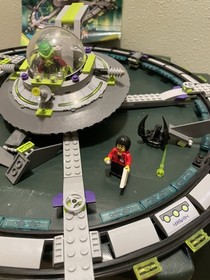 Lego 7065 Alien Mothership Space Alien Conquest Minifigs  Instruction Manuals