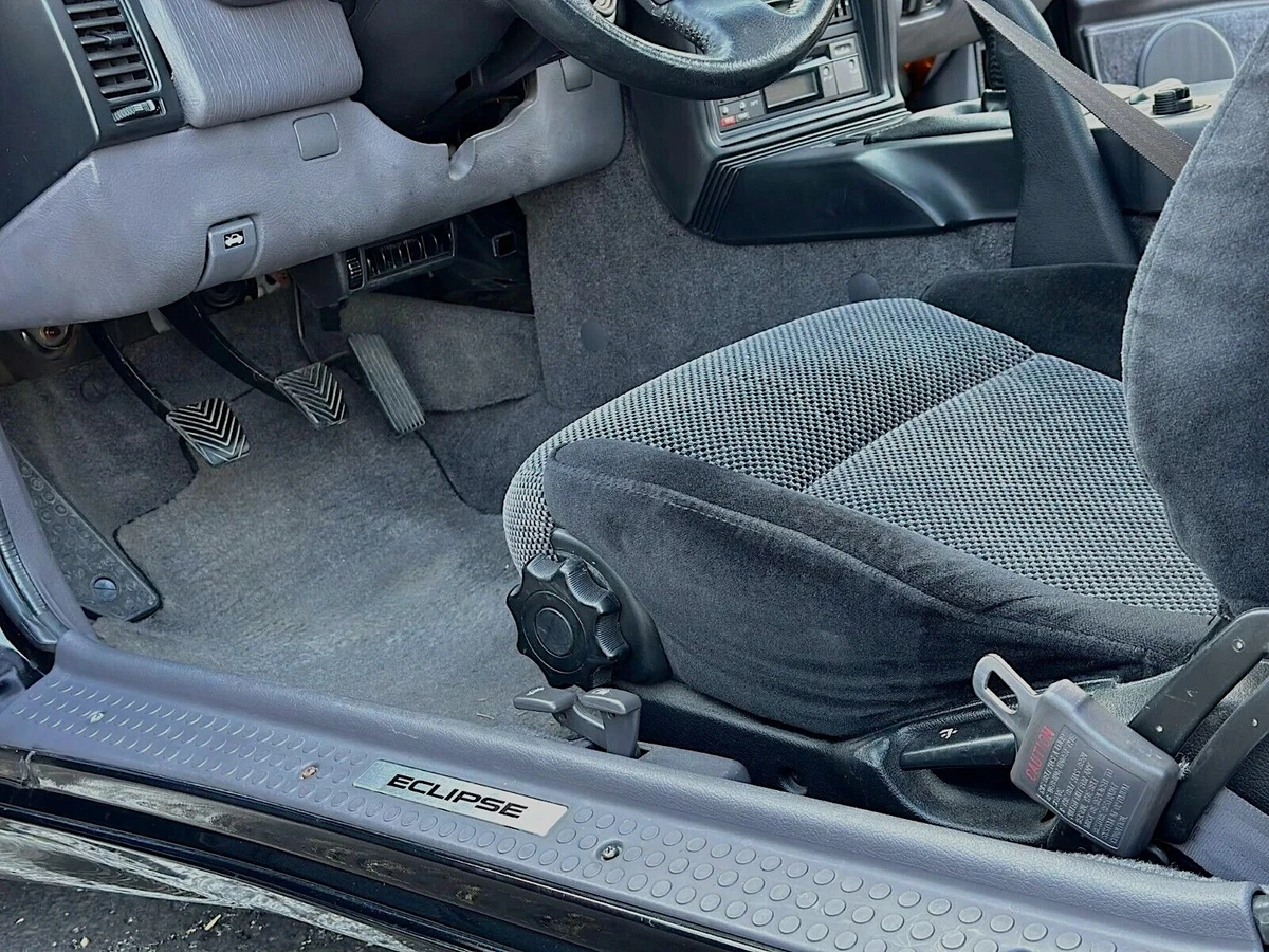 Click photo thumbnail to view