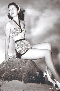 MARTHA HYER hollywood MOVIE star PIN UP/ CHEESECAKE 2020s modern PHOTO