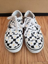 Vans Checkered Daisy Print Sneakers Women s 1 Black White Floral Skate