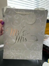 Paper Craft Mr & Mrs  Paper Gift Bag 12" x 10" New!!!