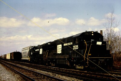 PC 2525 _ PENN CENTRAL .  ROCHESTER Apr'75 duplicate slide