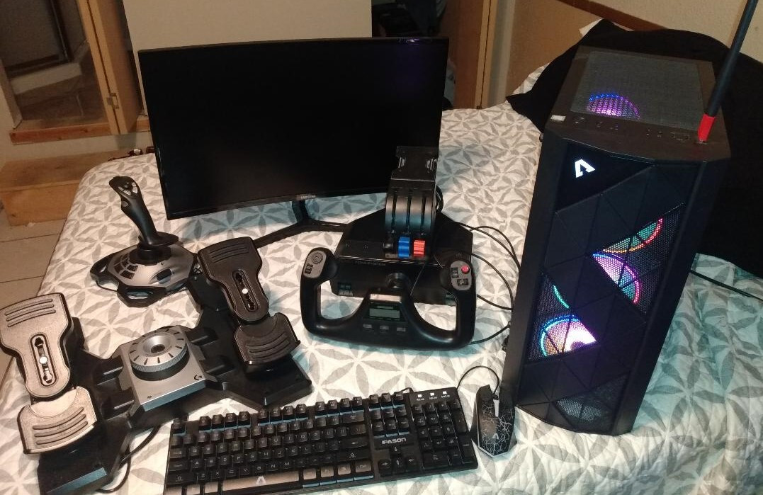 IPASON GAMING PC bundle w/24