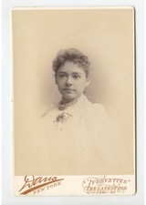 CAB CARD PHOTO LADY FROM NEW YORK BY DANA GRAPHIC BACK