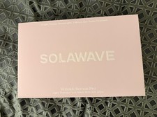 Solawave Wrinkle Retreat Pro Light Therapy Fa...