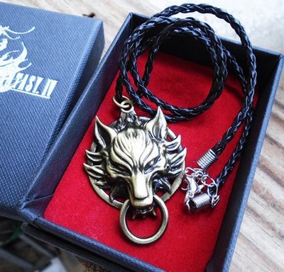 Final Fantasy 3D Wolf Head Pendant Necklace Retro Bronze Leather Cord