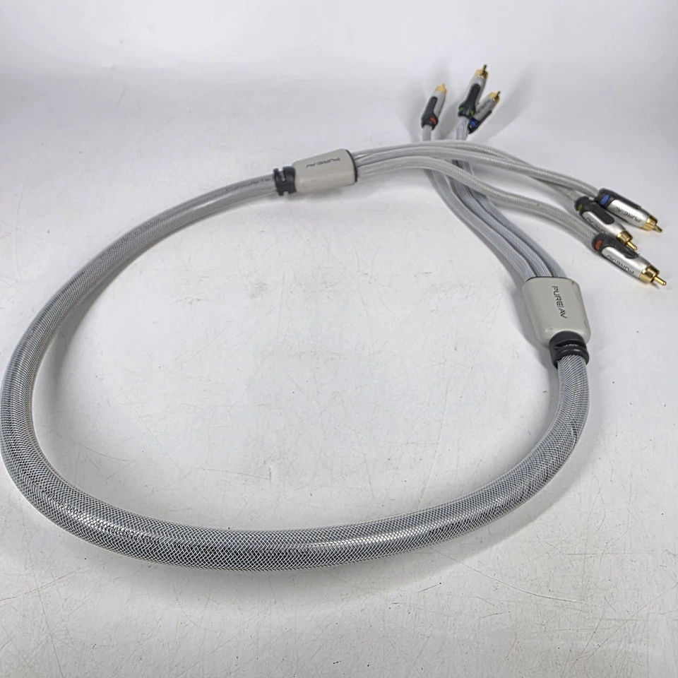 Belkin Silver Series PureAv RCA Component Video Cable (RGB) with PCOCC - Image 4 of 4