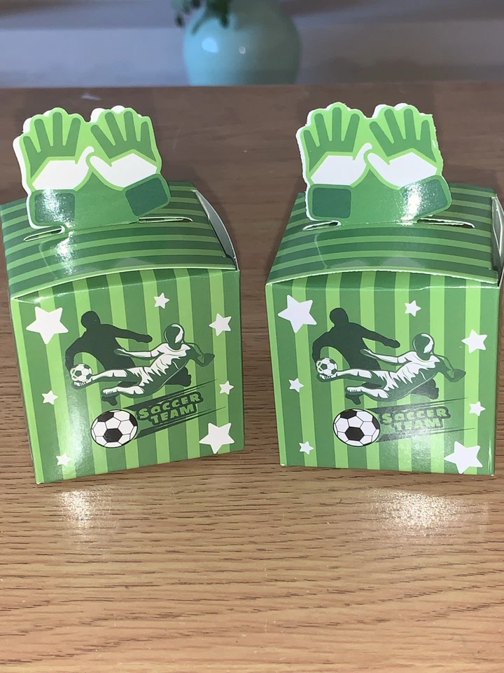 Cajas favoritas de fútbol completas con dulces Foto 3 de 4