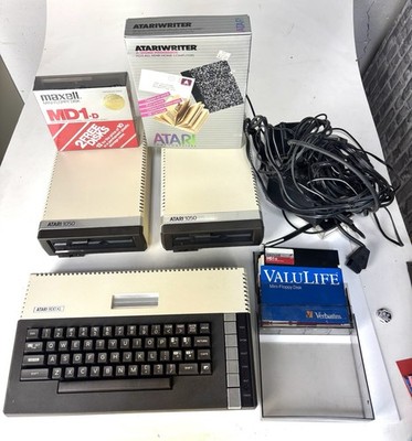ATARI 800XL Complete 2 Drives Cables Disks Documents Amazing   1980 s Computer