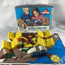 Vintage 1976 The Bionic Woman Play-Doh Kenner Action Playset Play Doh w/ Box