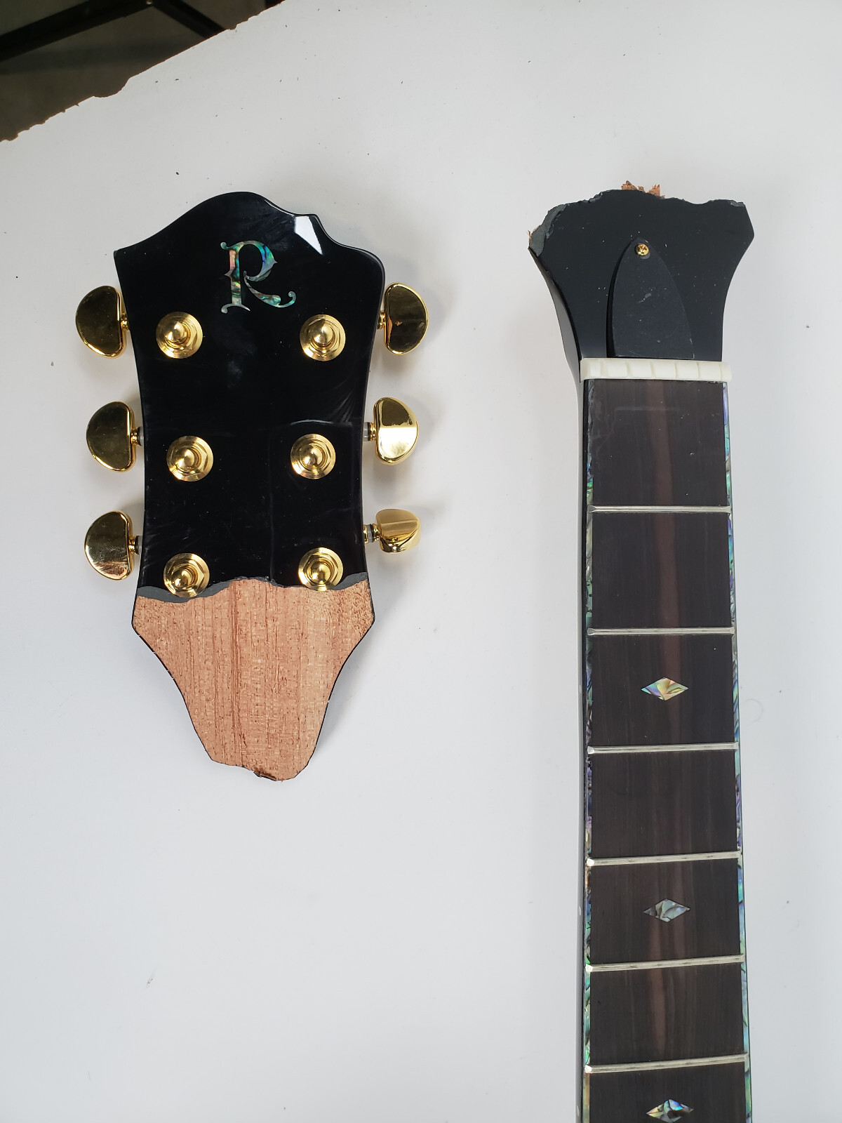 B.C. Rich Prophecy Series Cutaway AcousticElectric Guitar Black