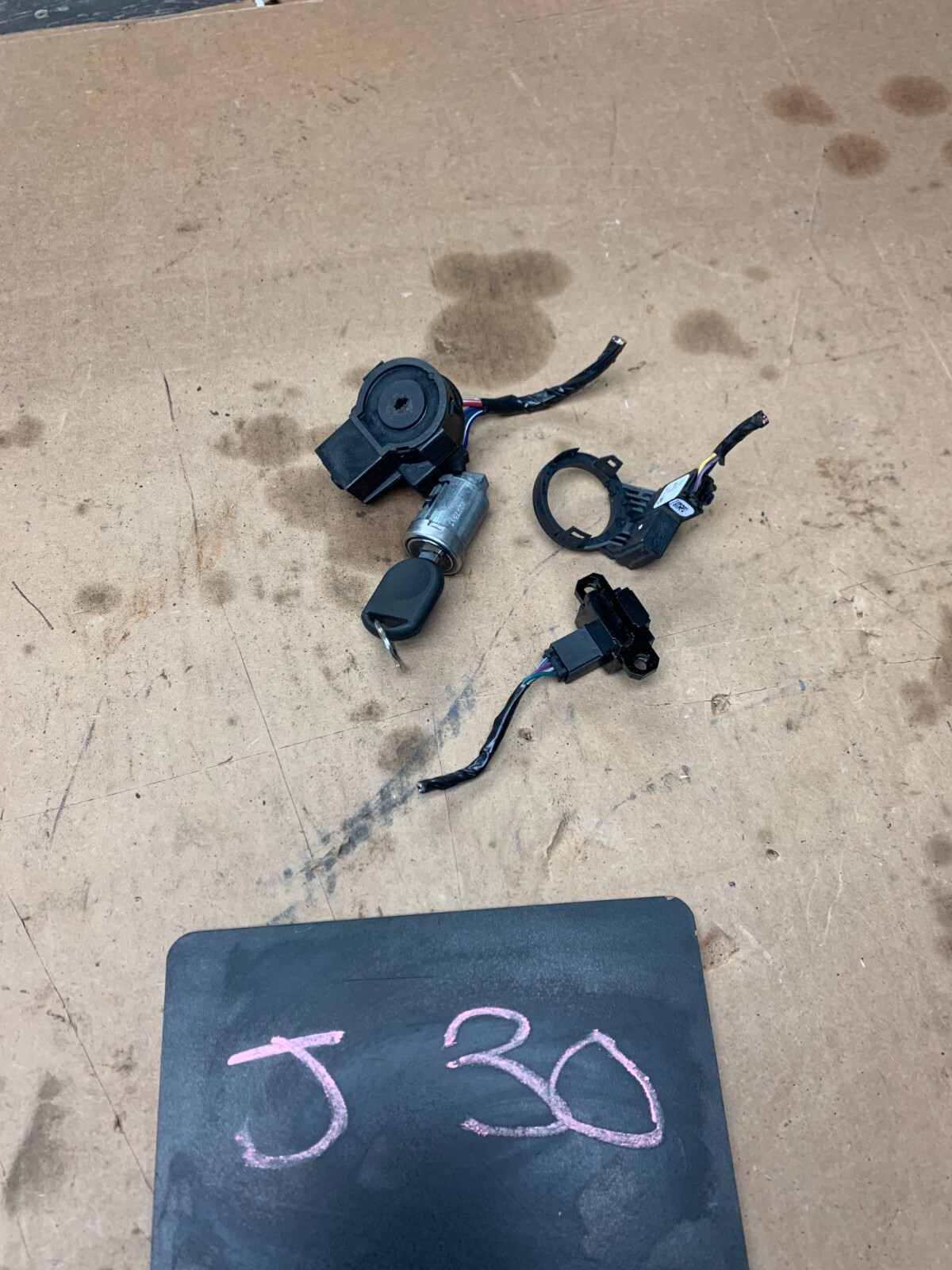 20012019 FORD ESCAPE IGNITION LOCK CYLINDER W/MODULE OEM 265845 2008 2005 LOT ! eBay