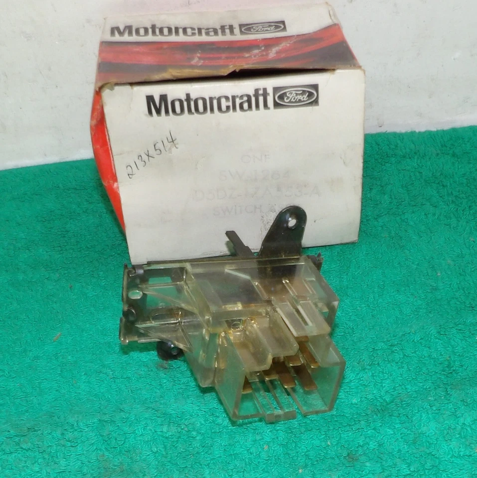 Ford Granada Mercury Monarch 1975 nuevo en stock limpiaparabrisas e interruptor de lavadora 3/75 Foto 3 de 4