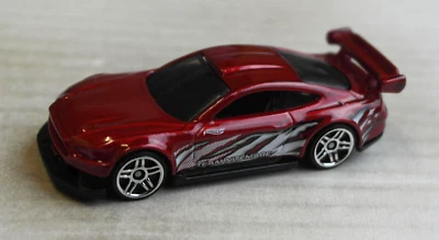 Hot Wheels 2018 Ford Mustang GT Custom weinrotmetallic HW Sportwagen Auto Car 18 - Bild 1 von 4