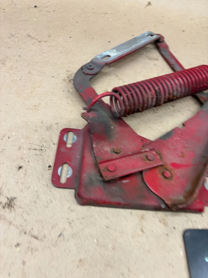 Dodge Ram D150 W150 1978 79 80 81 82 83 1993 1992 primera generación camión capó bisagras 88 Foto 2 de 4