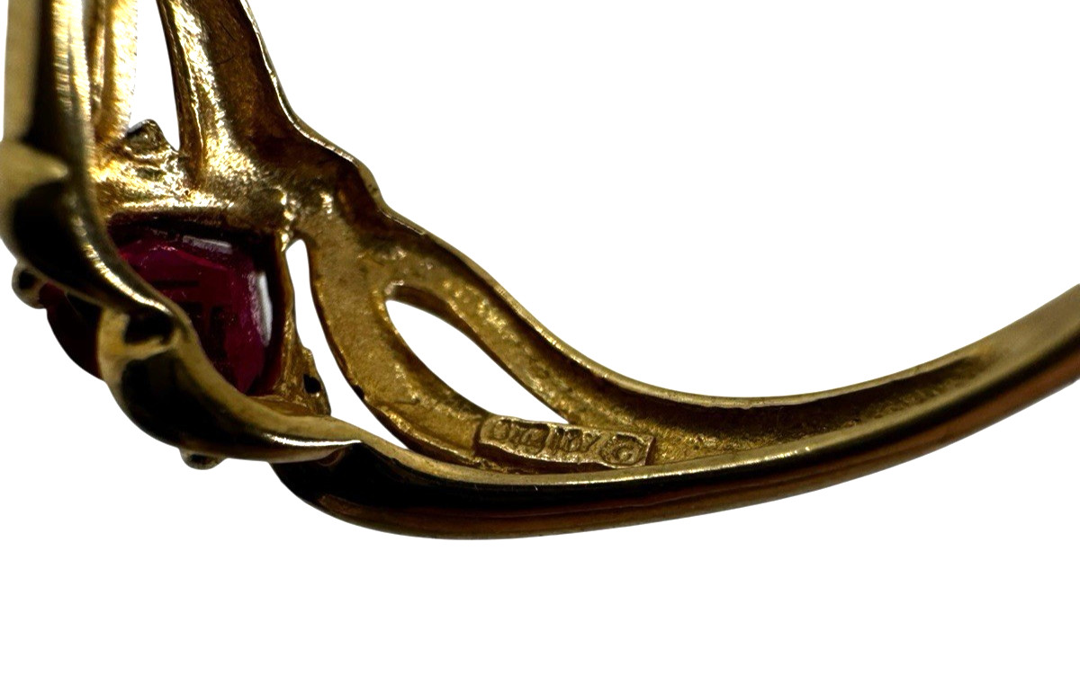 Solid 10K Yellow Gold Ruby Heart Ring Size 11.25 - image 7