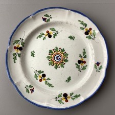 Assiette ancienne XVIIIe Nevers ?, diamètre 23,4 cm