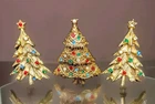 VINTAGE EISENBERG ICE CHRISTMAS TREE PIN BROOCH GOLD TONE MULTI COLOR RHINESTONE