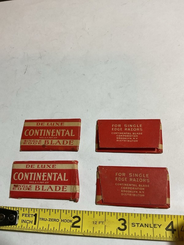 De Luxe Continental Single Edge Razor Blades Brooklyn N. Y.