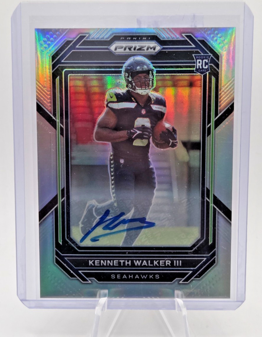 2022 Panini Prizm - Rookies Kenneth Walker III #318 Silver Prizm Autographs (AU,