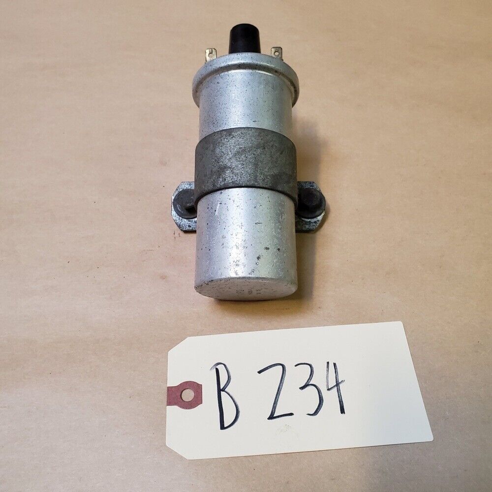 Original Lucas Ignition Coil 11P12 45289A Date Code 32/78 Original Lucas Ignition Coil 11P12 45289A Date Code 32/78