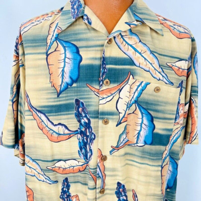 Hawaiian Aloha Grape L Shirt Leaves Floral Flowers Tropical Coconut Buttons