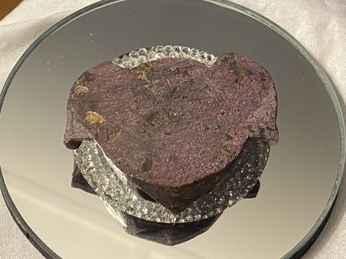 Big Rare!! 443.77ct Red Black Ruby With Zoisite Pig Face. - Picture 4 of 12