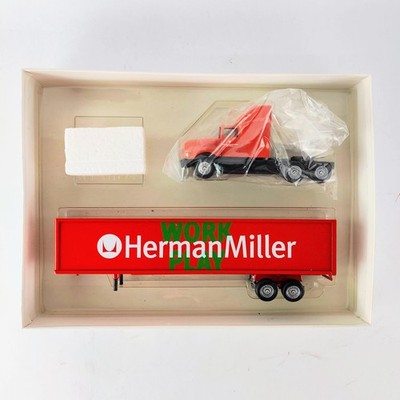 Winross Herman Miller Diecast Semi Truck & Trailer 1999 Work Play 1/64 Vintage