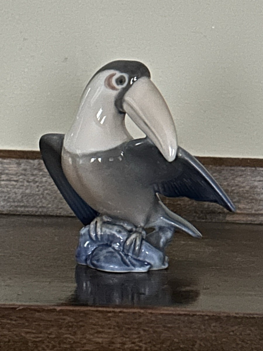 Vintage Royal Copenhagen Porcelain Toucan Figurine 2574 Blue