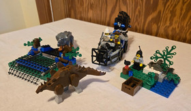 LEGO 5955 Adventurers: All Terrain Trapper - Dinosaurs - 100% w/box & manual 