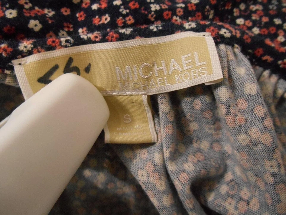 Hermosa Blusa Para Mujer Pequeña Michael Kors Rosa Diseño Floral LS Estilo Campesino Foto 3 de 3