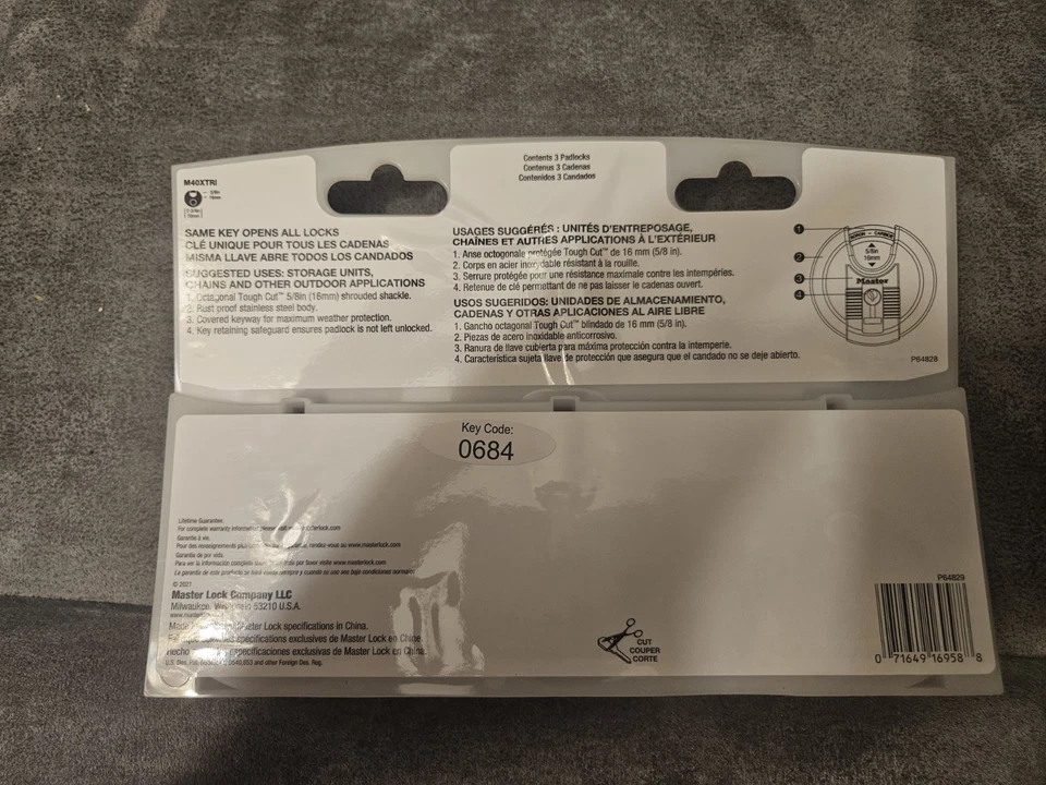 12 MASTER LOCK REINFORCED INDOOR OUTDOOR SILVER STEEL SHACKLE KEYED PADLOCK  - Image 3 of 3