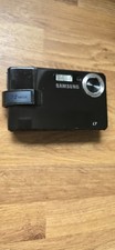 Camera samsung i7 (DigiMax i7) is a 7.2-megapixel