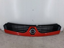 Calandre Nissan INTERSTAR