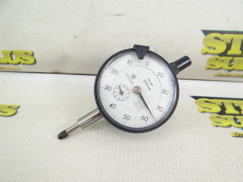 MITUTOYO PRECISION DIAL INDICATOR #2902S 0.01MM GRADS 