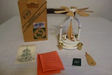 KWO Kunsthandwerk German Christmas Pyramid w/Box Kunstgewerbe Werkstatten 70014