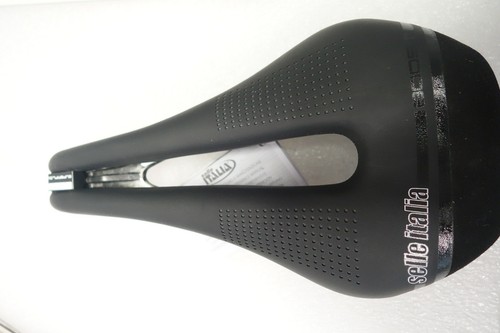 Selle Italia Novus Boost Kit Carbonio Superflow Sattel L3 187g 7x9mm