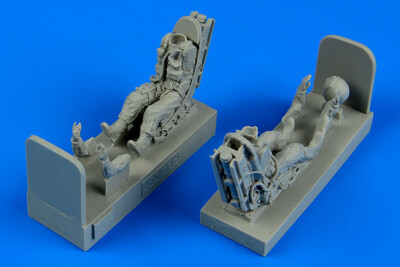 MW22 AEROBONUS 480115 USAF PILOT & OPERATOR WITH EJECTION SEATS FOR A-37 DRAGONF