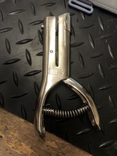 McGill Utility Series Hole Puncher 1/8  Round Single