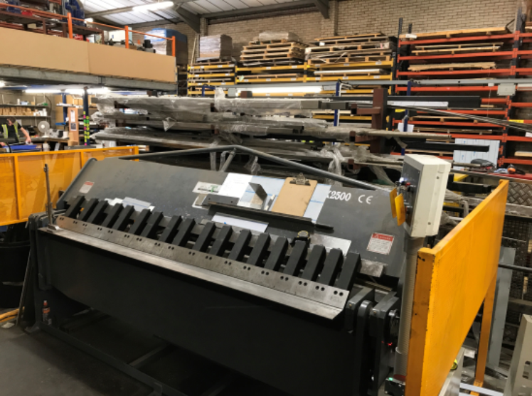 POLISHED Stainless STEEL FOLDED ANGLE Corner Protector Fold 90° Made In