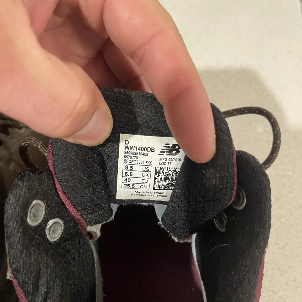 New Balance 1400 Botas Mujer 8.5D Cuero Marrón Impermeables Senderismo Aire Libre Foto 3 de 4