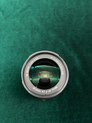 Objectif Nikon AF-P DX NIKKOR 18-55 mm f/3,5-5,6 G pour pièces - Photo 1/4