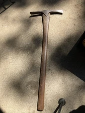 Vintage antique L Cutter Mattock/Adze/Mining/Entrenching Tool Unusual And Rare.