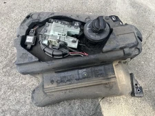 12-15 VW PASSAT TDI DIESEL FLUID DEF TANK W/ PUMP 561131877G BOSCH 0444050041